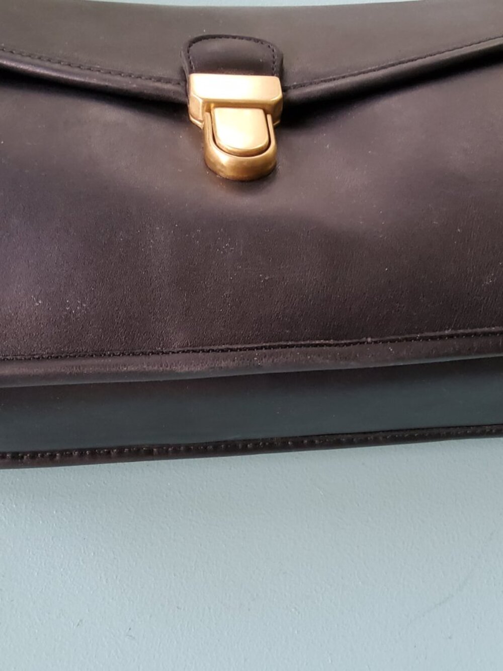 Vintage Coach Gilford Crossbody in Black + Hangtag - Picture 8 of 11